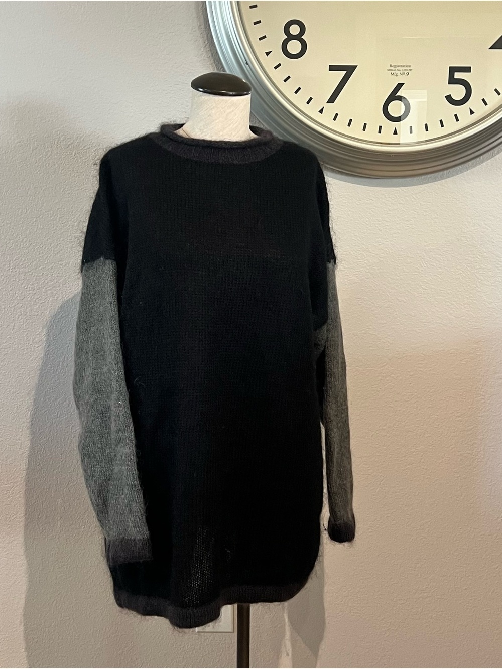 Vintage Esprit Black Crewneck Sweater with Gray Sleeves